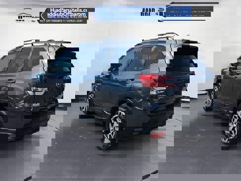 Used 2022 Subaru Forester Premium image 3