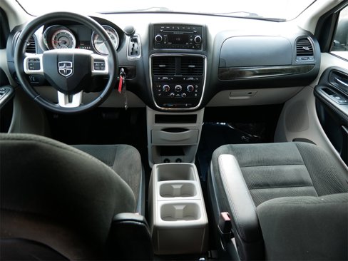 Used 2016 Dodge Grand Caravan SE w/ Quick Order Package 29E SE image 12