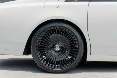 Used 2012 Rolls-Royce Ghost image 32