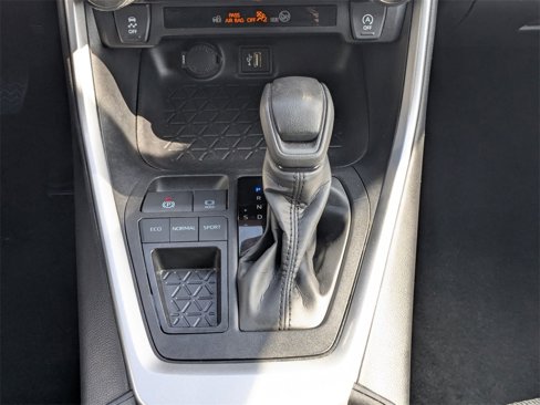 Used 2024 Toyota RAV4 LE image 25
