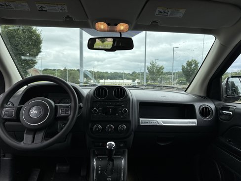 Used 2017 Jeep Compass Sport w/ Power Value Group image 25