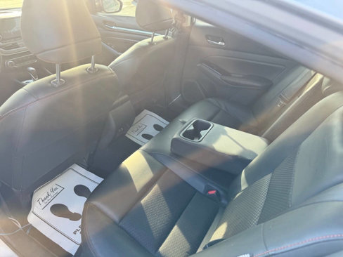 Used 2023 Nissan Altima 2.5 SR image 10