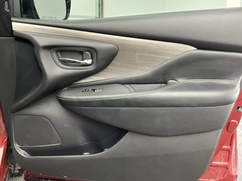 Used 2015 Nissan Murano Platinum w/ Platinum Technology Package image 16
