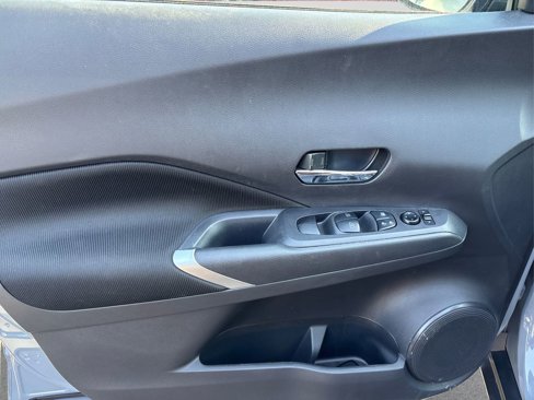 Used 2023 Nissan Kicks SV image 21