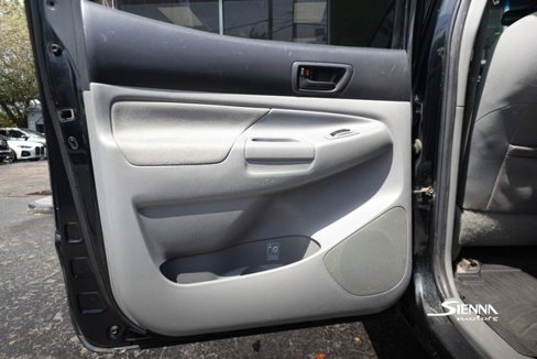 Used 2010 Toyota Tacoma 4x4 Double Cab image 19