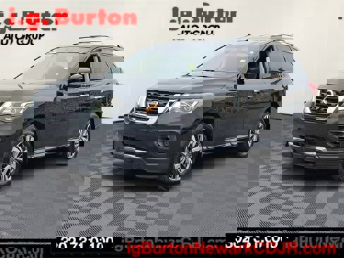 Used 2020 Nissan Pathfinder S image 3