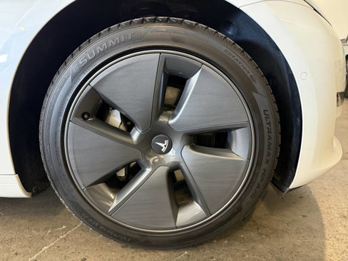 Used 2021 Tesla Model 3 Standard Range Plus image 28