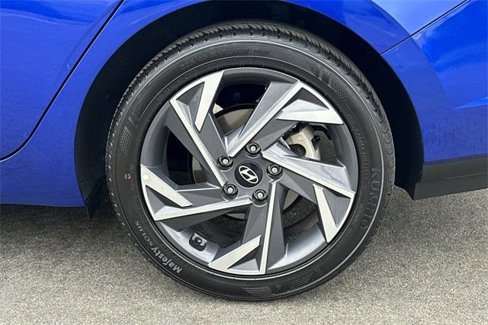 Used 2025 Hyundai Elantra Sport w/ Cargo Package image 25