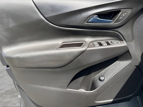 Used 2022 Chevrolet Equinox LT image 31