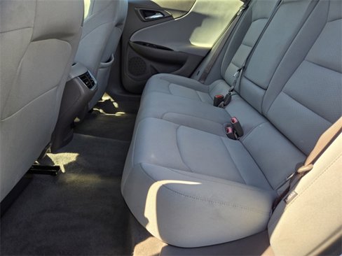 Used 2024 Chevrolet Malibu LT image 11