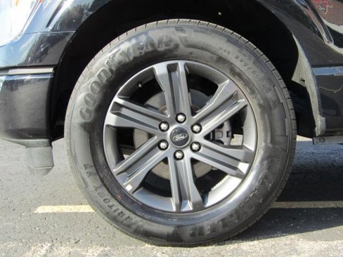 Used 2023 Ford F150 XLT w/ Equipment Group 302A High image 9