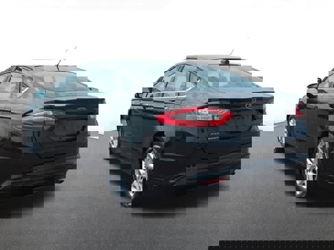 Used 2013 Ford Fusion SE image 4