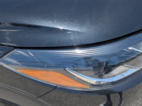 Used 2023 Toyota Corolla Cross LE image 9