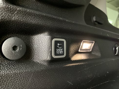 Used 2021 Jeep Grand Cherokee L Limited image 46