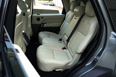 Used 2016 Land Rover Range Rover Sport HSE image 14