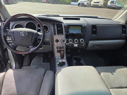 Used 2012 Toyota Sequoia Platinum image 22