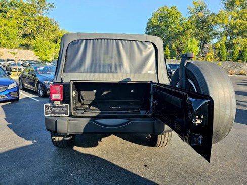 Used 2013 Jeep Wrangler Sport image 11