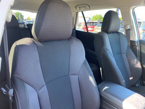 Used 2022 Subaru Outback Premium image 35