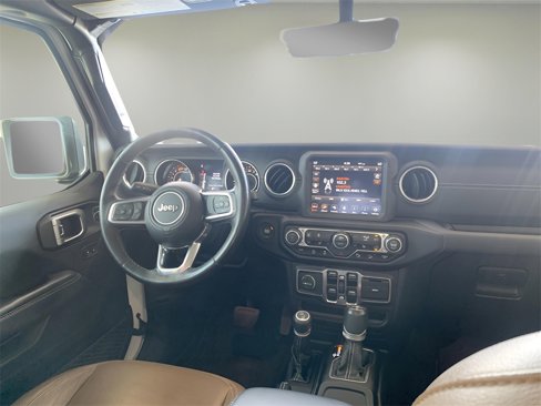 Used 2020 Jeep Wrangler Unlimited Sahara image 24