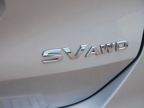 Used 2015 Nissan Rogue SV image 10