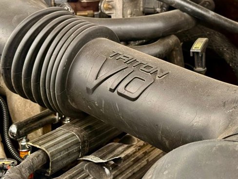 Used 1999 Ford F250 Lariat image 10