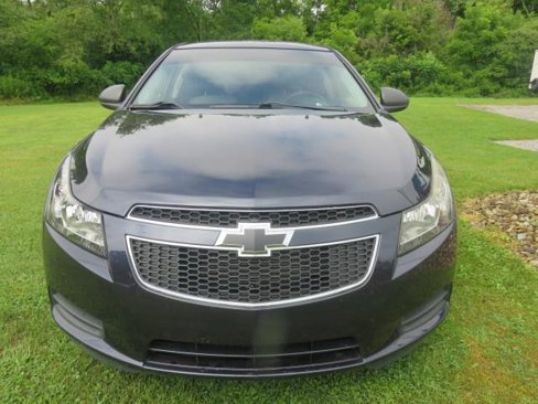 Used 2014 Chevrolet Cruze LS image 3