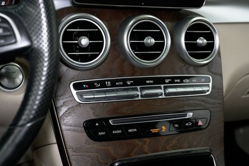 Used 2018 Mercedes-Benz GLC 300 4MATIC image 18