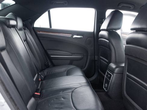 Used 2014 Chrysler 300 w/ Wheels & Beats Group image 29
