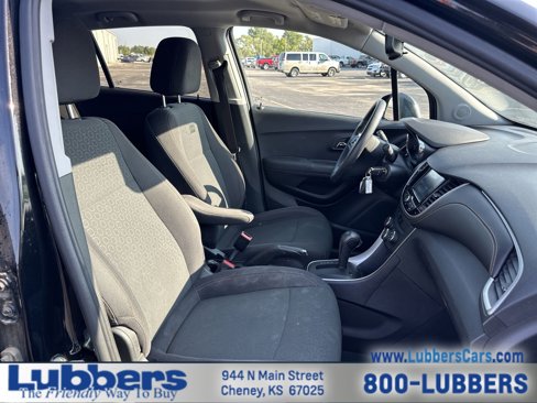 Used 2017 Chevrolet Trax LS w/ Fleet Convenience Package image 21
