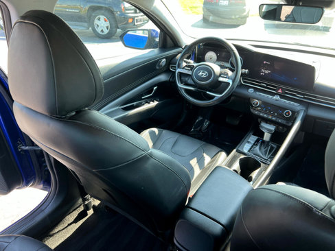 Used 2021 Hyundai Elantra Limited image 48