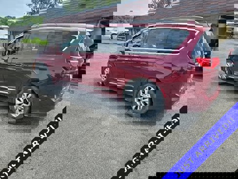 Used 2017 Chrysler Pacifica Touring-L image 2