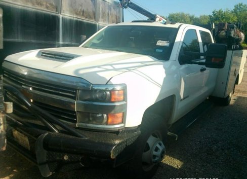 Used 2018 Chevrolet Silverado 3500 W/T w/ WT Convenience Package image 2