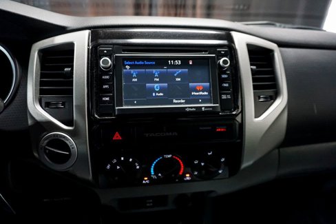 Used 2015 Toyota Tacoma 4x4 Double Cab image 13