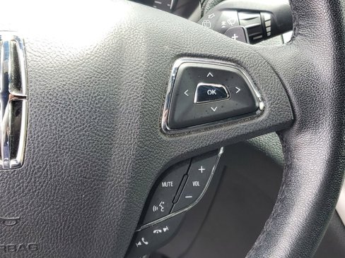 Used 2018 Lincoln MKC Premiere image 19