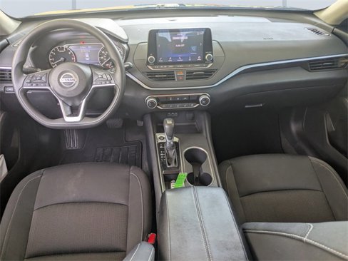 Used 2022 Nissan Altima 2.5 SV image 14