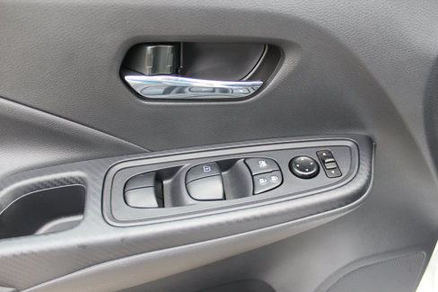 Used 2023 Nissan Versa SV w/ Trunk Package image 36