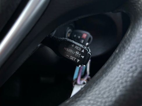 Used 2018 Toyota Corolla LE image 22
