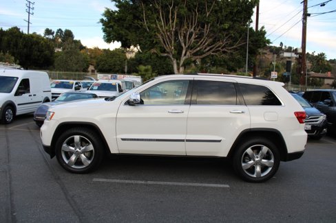 Used 2011 Jeep Grand Cherokee Overland image 7