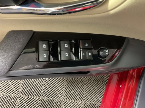 Used 2017 Toyota Prius Two image 19