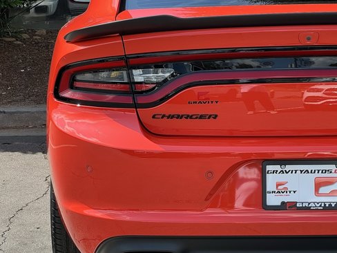 Used 2022 Dodge Charger SXT w/ Blacktop Package image 14