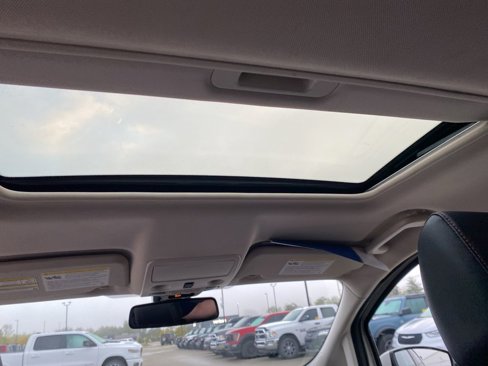 Used 2018 Ford EcoSport SES w/ SES Cold Weather Package image 17