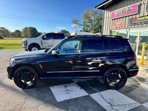 Used 2010 Mercedes-Benz GLK 350 4MATIC image 9
