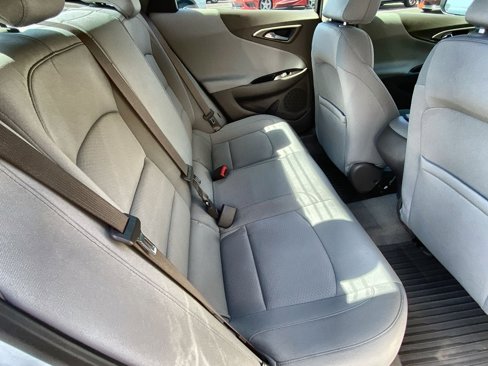Used 2020 Chevrolet Malibu LS image 25