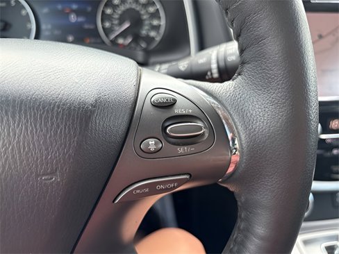 Used 2020 Nissan Murano SV image 11