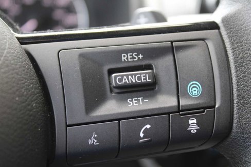 Used 2023 Nissan Rogue SV image 31