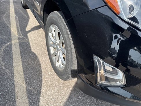 Used 2018 Chevrolet Equinox LT image 10
