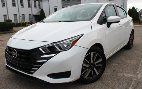 Used 2023 Nissan Versa SV w/ Trunk Package image 11