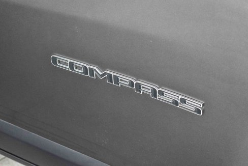 Used 2022 Jeep Compass Latitude image 10