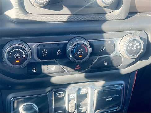 Used 2018 Jeep Wrangler Unlimited Sport S image 18