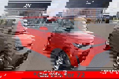 New 2025 Kia Soul S image 1